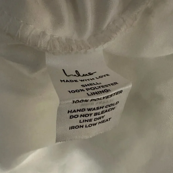 Elegant White Lace Dress - Picture 8 of 9